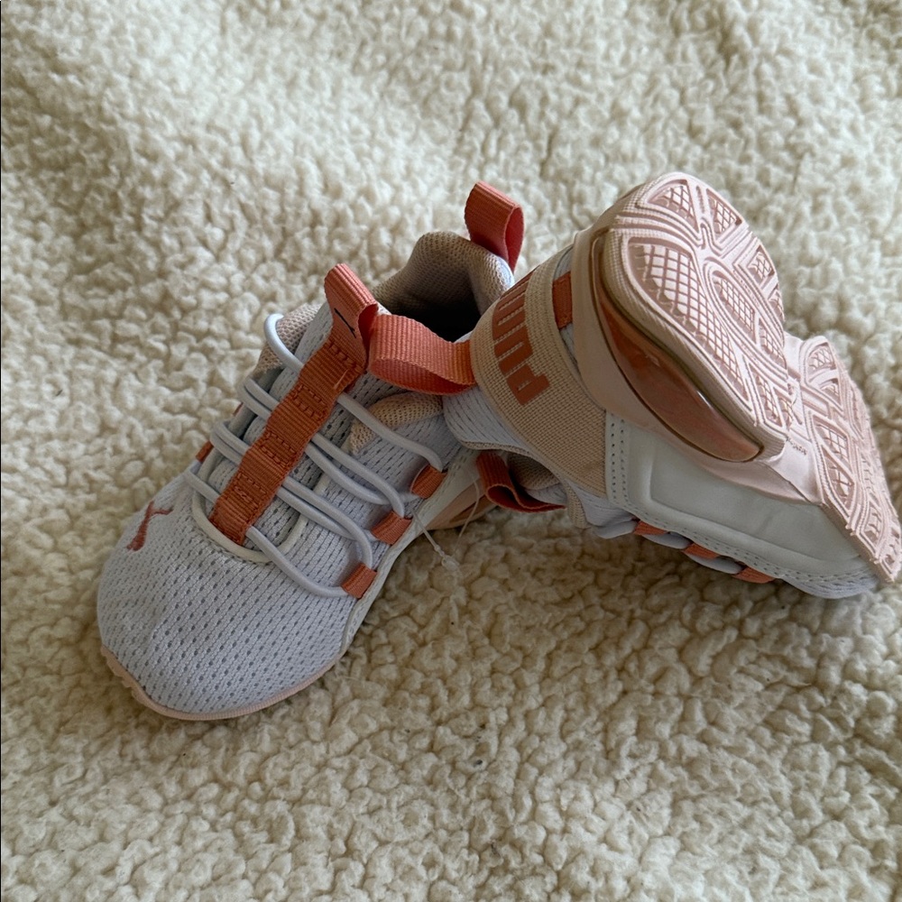 Puma Kids Sneakers - White and Pink